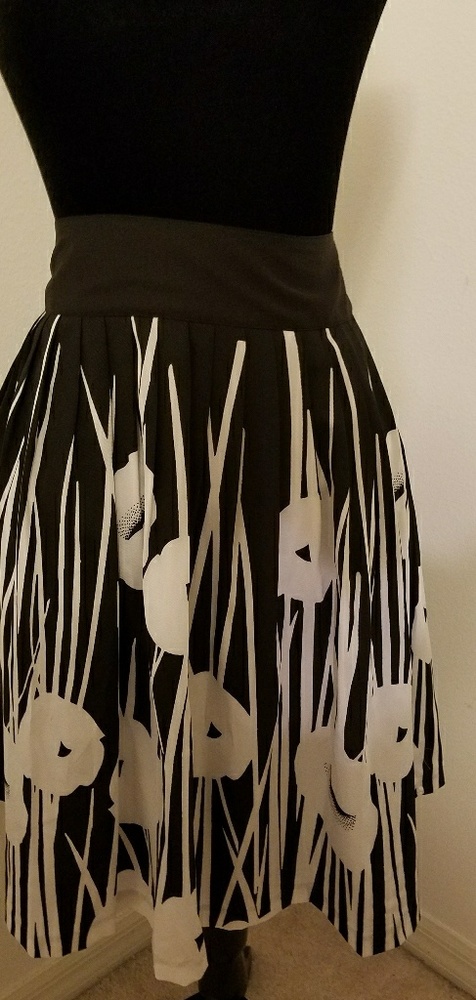 Pleated skirt